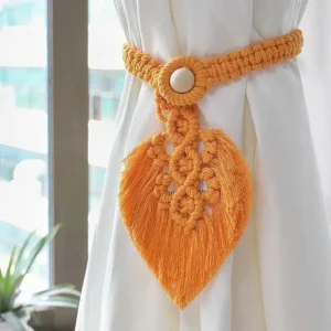 Embrasse rideau macramé orange en coton, décoration intérieur maison bohème chic. écologique