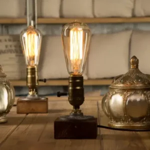 Lampe bois métal Industrielle, luminaire design vintage.
